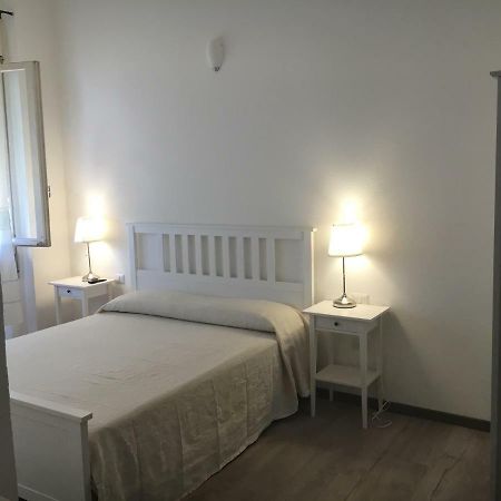 D'Annunzio Rooms Olbia Buitenkant foto